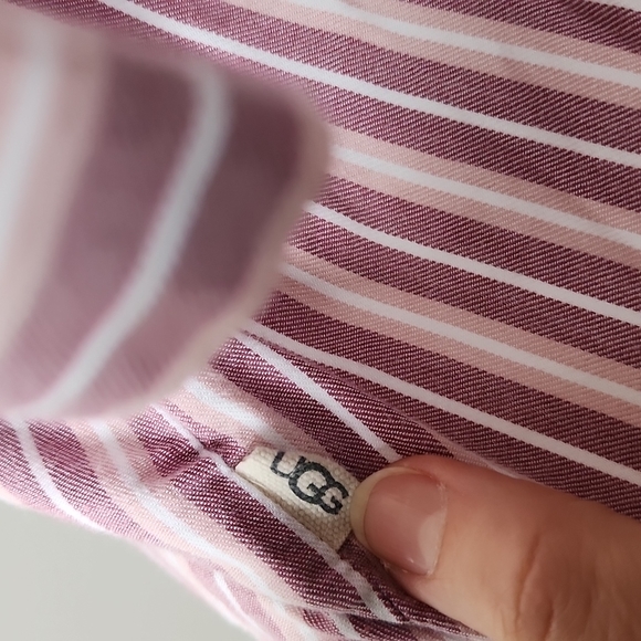 UGG Pink Striped Robe - Picture 7 of 8